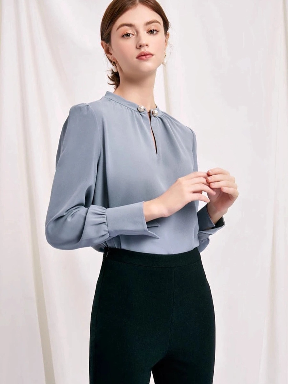 Petite Studio NYC  Long Sleeve Blouse in Dusty Blue Like size S